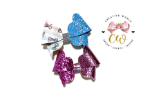 Load image into Gallery viewer, Split Trendy Scallop Hair Bow Template ~ 2 Sizes | CWC090