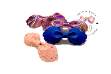 Load image into Gallery viewer, Pinch Hair Bow Template ~ 2 Designs 2 Sizes | CWC050