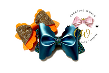 Load image into Gallery viewer, 2 in 1 Trendy Scallop Pinch Hair Bow Template | CWC022