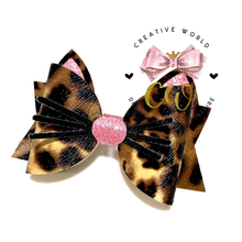 Load image into Gallery viewer, Cat Hair Bow Template | CWC137
