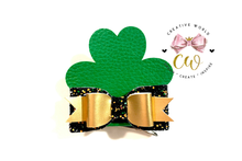 Load image into Gallery viewer, Shamrock Pigtail Hair Bow Template | CWC132
